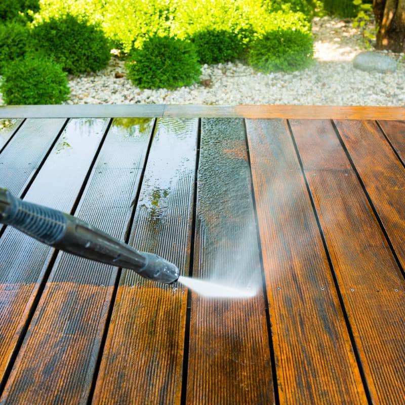 Deck Cleaning Companies in Dallas, TX