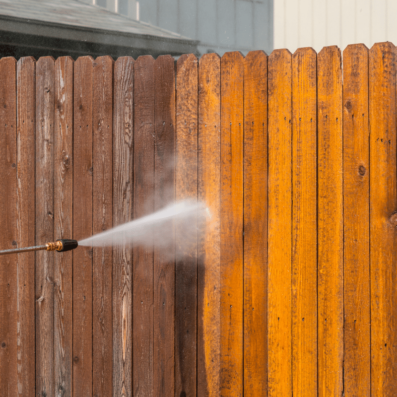 Fence staining in SouthLake, Tx