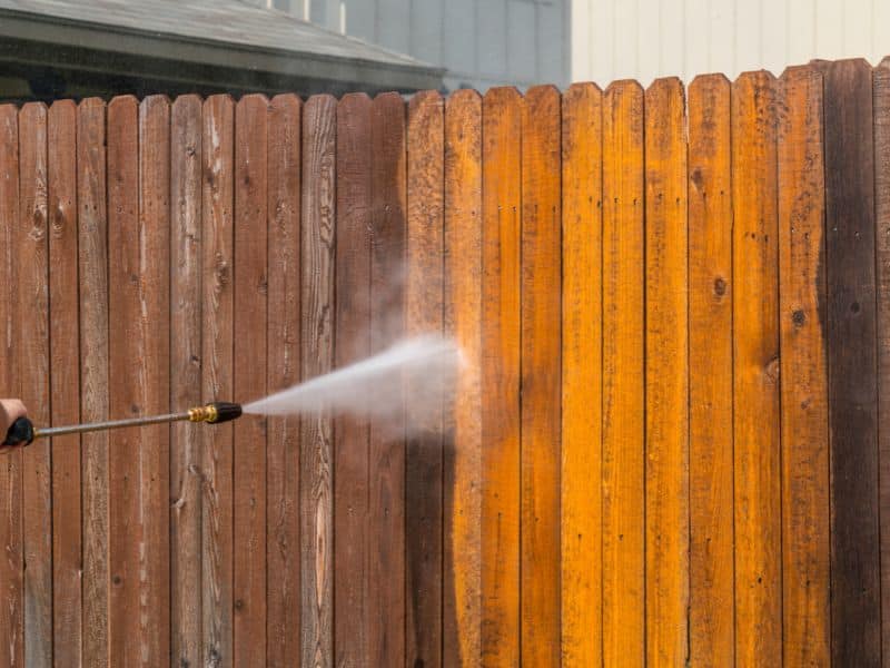 Wooden-Fence-Cleaning-in-Dallas-TX